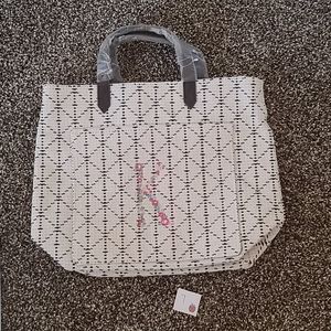 Material tote